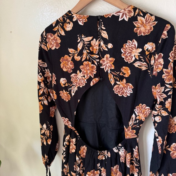 Lulus | Darling Simplicity Black Floral Linen Cutout Mini Dress - Picture 8 of 8